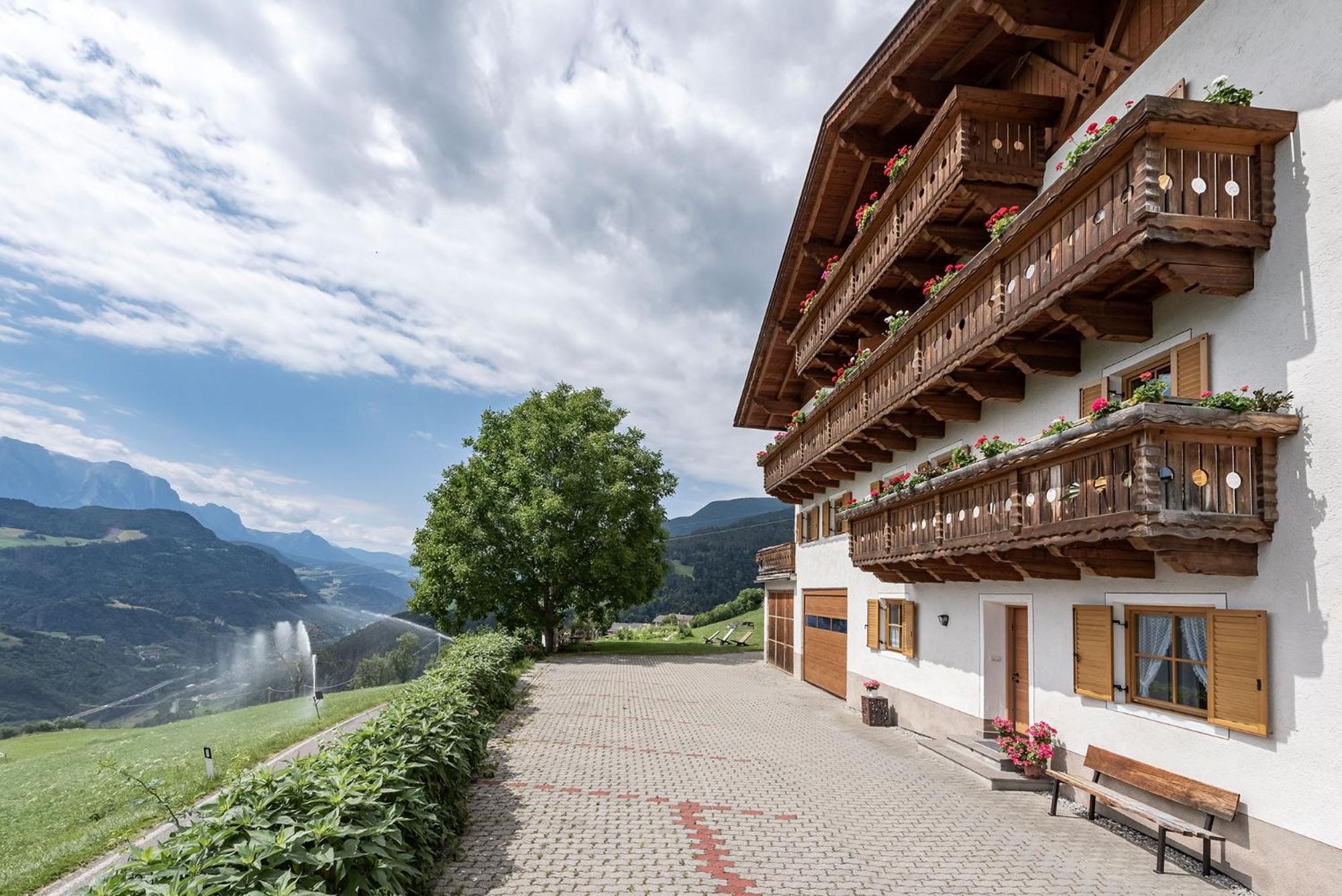 Hauserhof Chalet In Villanders - Moderne Wohnungen Mit 2 Badezimmer Und 2 Schlafzimmer Εξωτερικό φωτογραφία